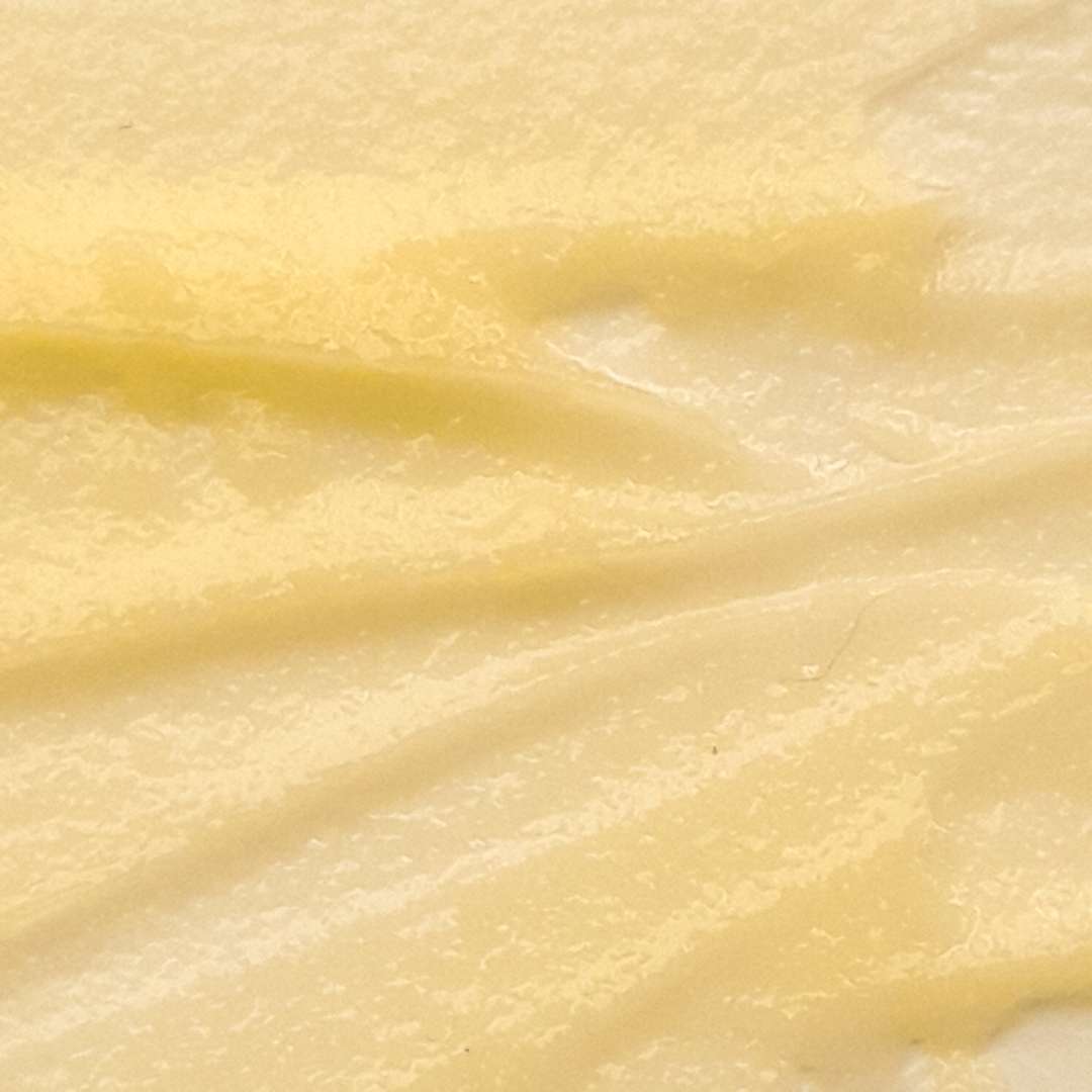 texture of nourished cleansing balm